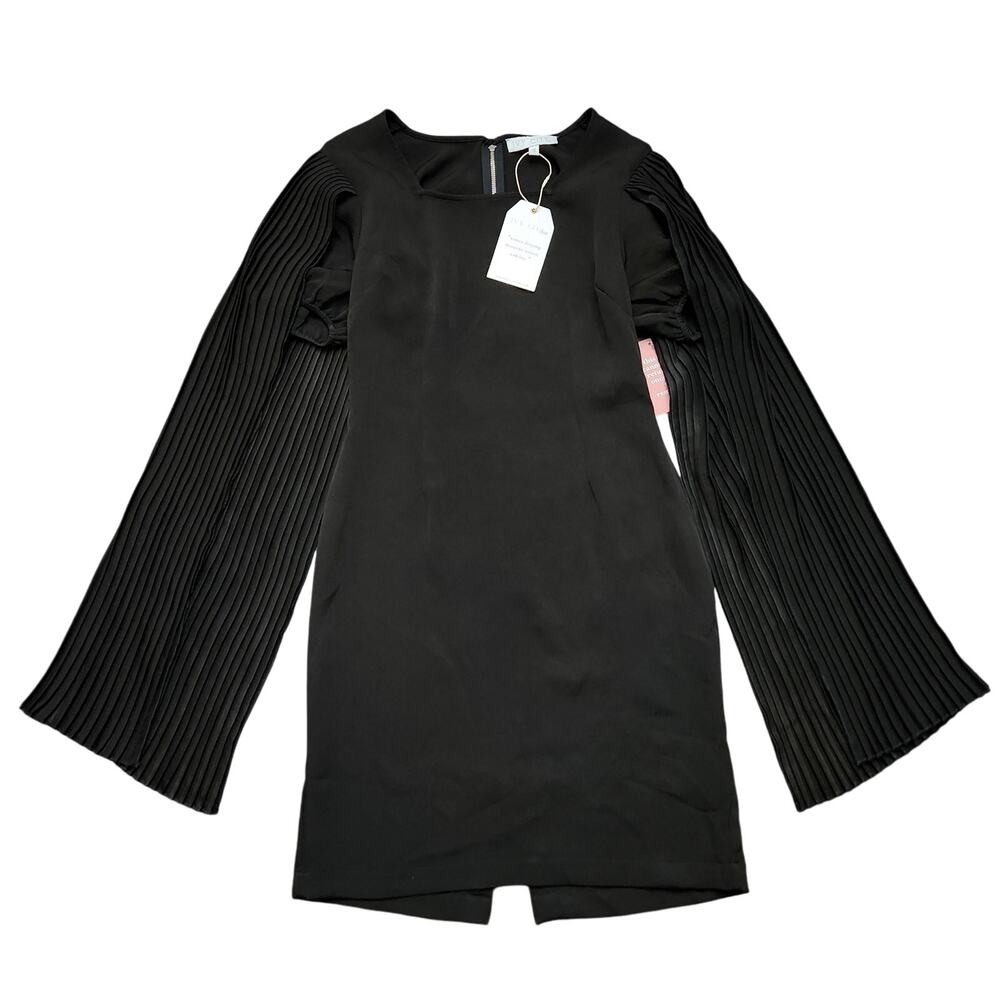 NWT Ivy City Co Cape Dress Black Size Medium